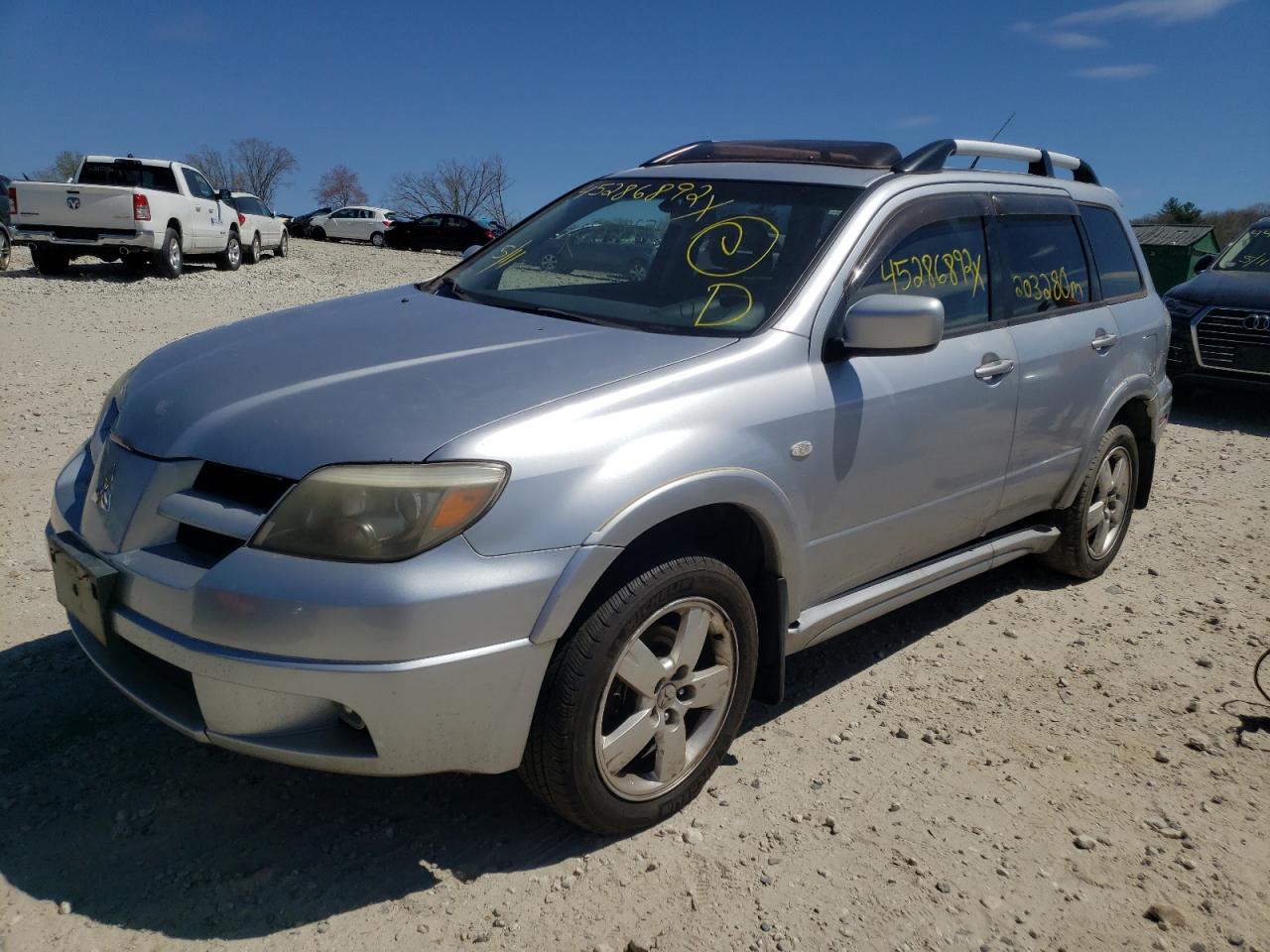 Photo 2 from auction – 2006 MITSUBISHI OUTLANDER with VIN JA4LZ81FX6U020255