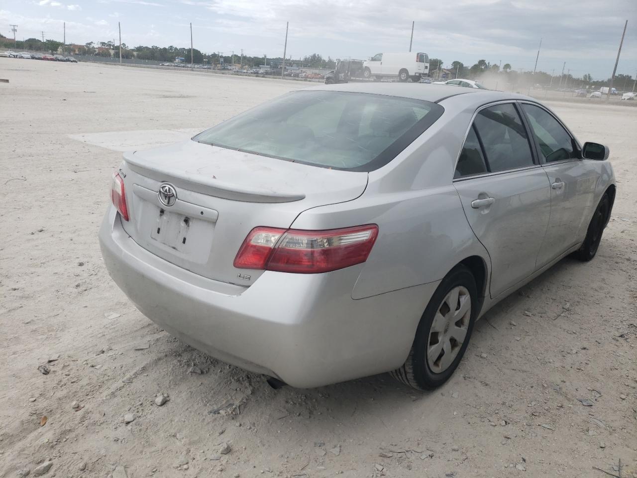 Photo 4 from auction – 2007 TOYOTA CAMRY CE with VIN 4T1BE46K57U505217