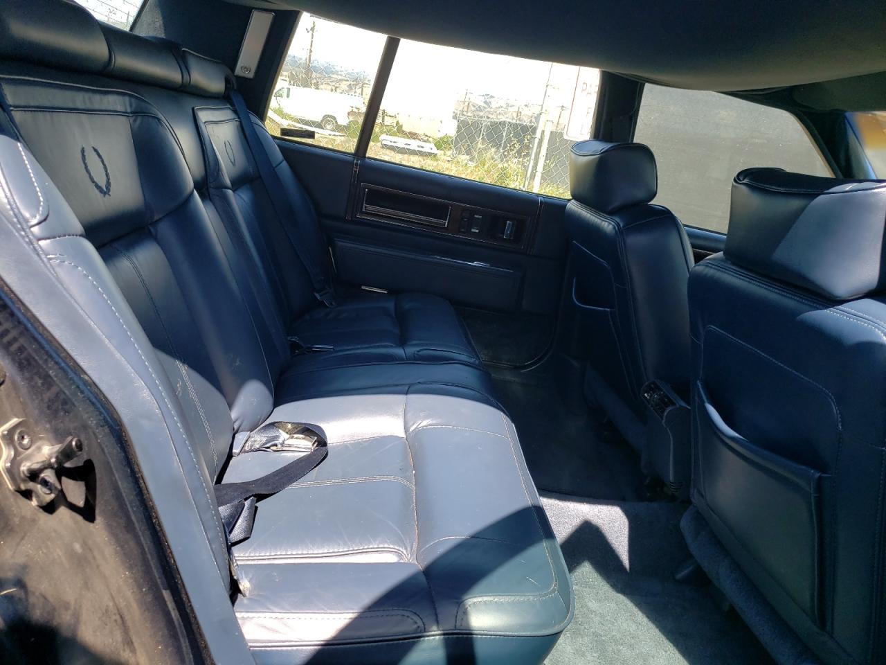 Photo 6 from auction – 1991 CADILLAC DEVILLE with VIN 1G6CD53BXM4339376