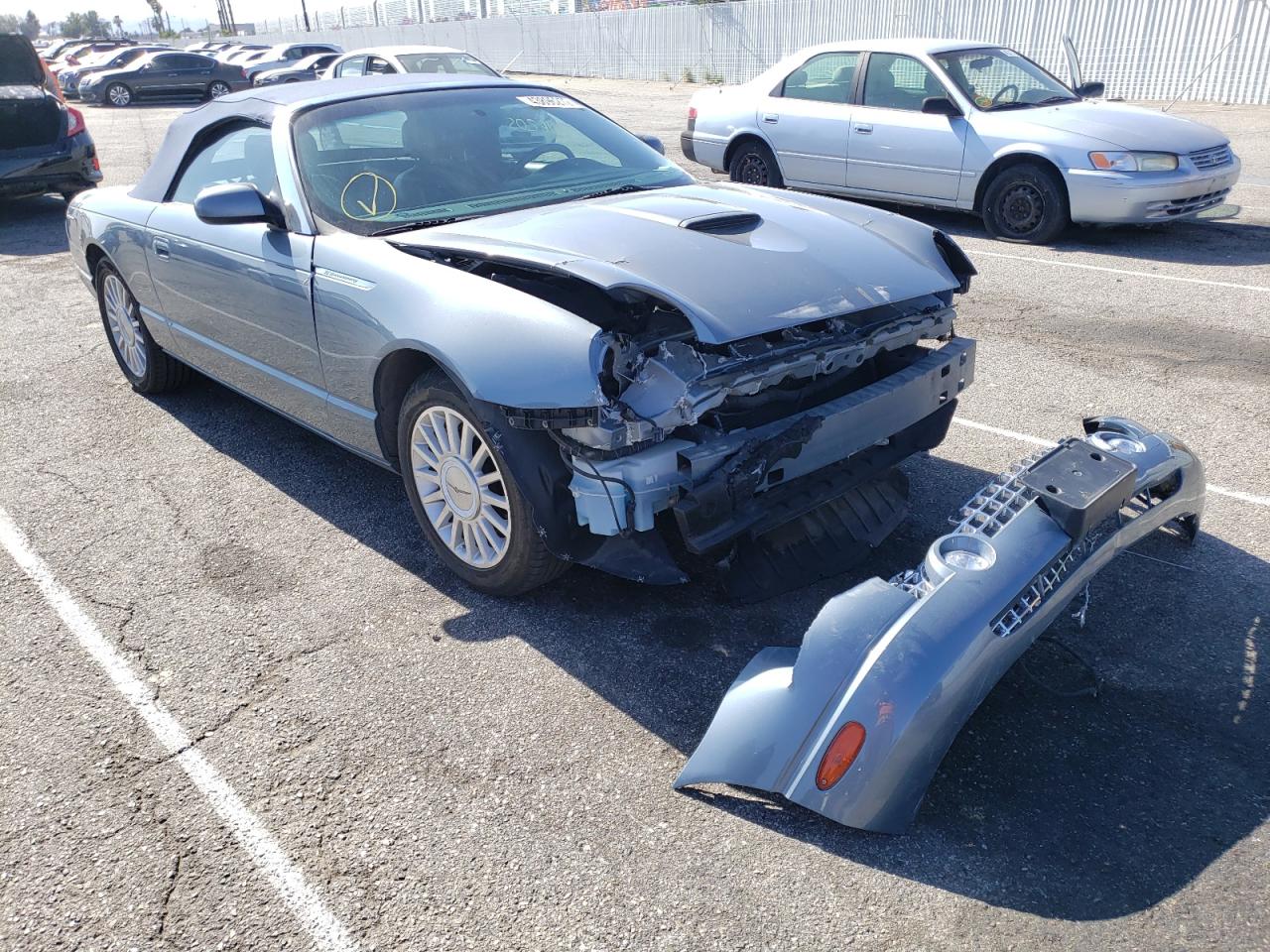 FORD THUNDERBIR 2005 with VIN 1FAHP60A35Y100828 - Photo from auction