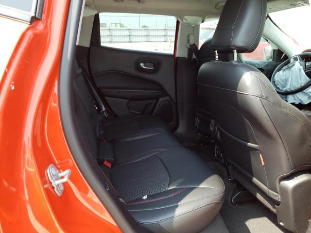 Photo 6 from auction – 2018 JEEP COMPASS with VIN 3C4NJDDB0JT146196