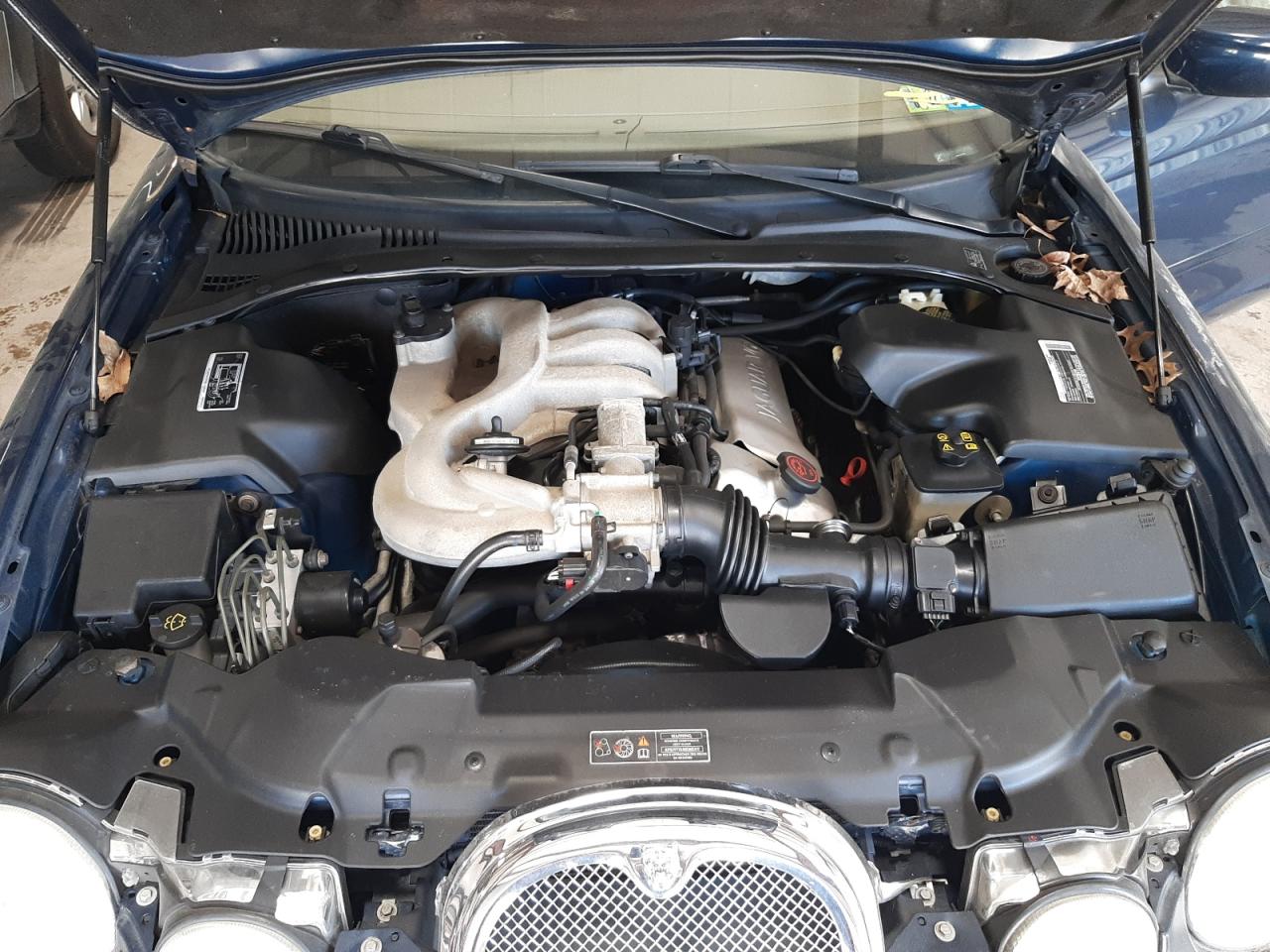 Photo 7 from auction – 2000 JAGUAR S-TYPE with VIN SAJDA01C0YFL65389