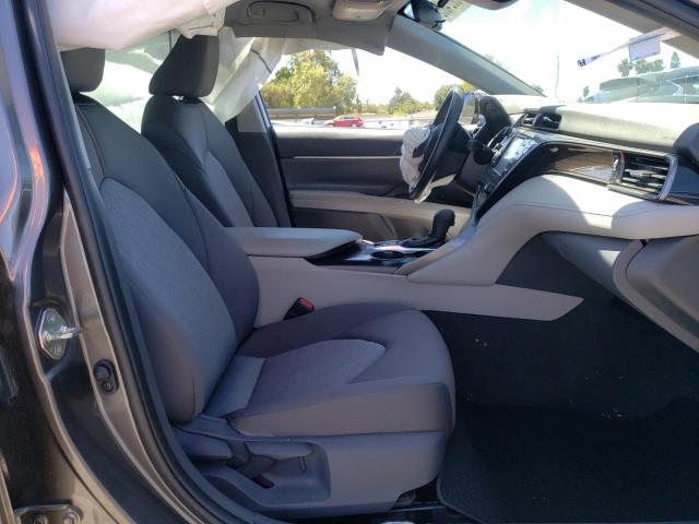 Photo 5 from auction – 2020 TOYOTA CAMRY LE with VIN 4T1C31AK5LU519418