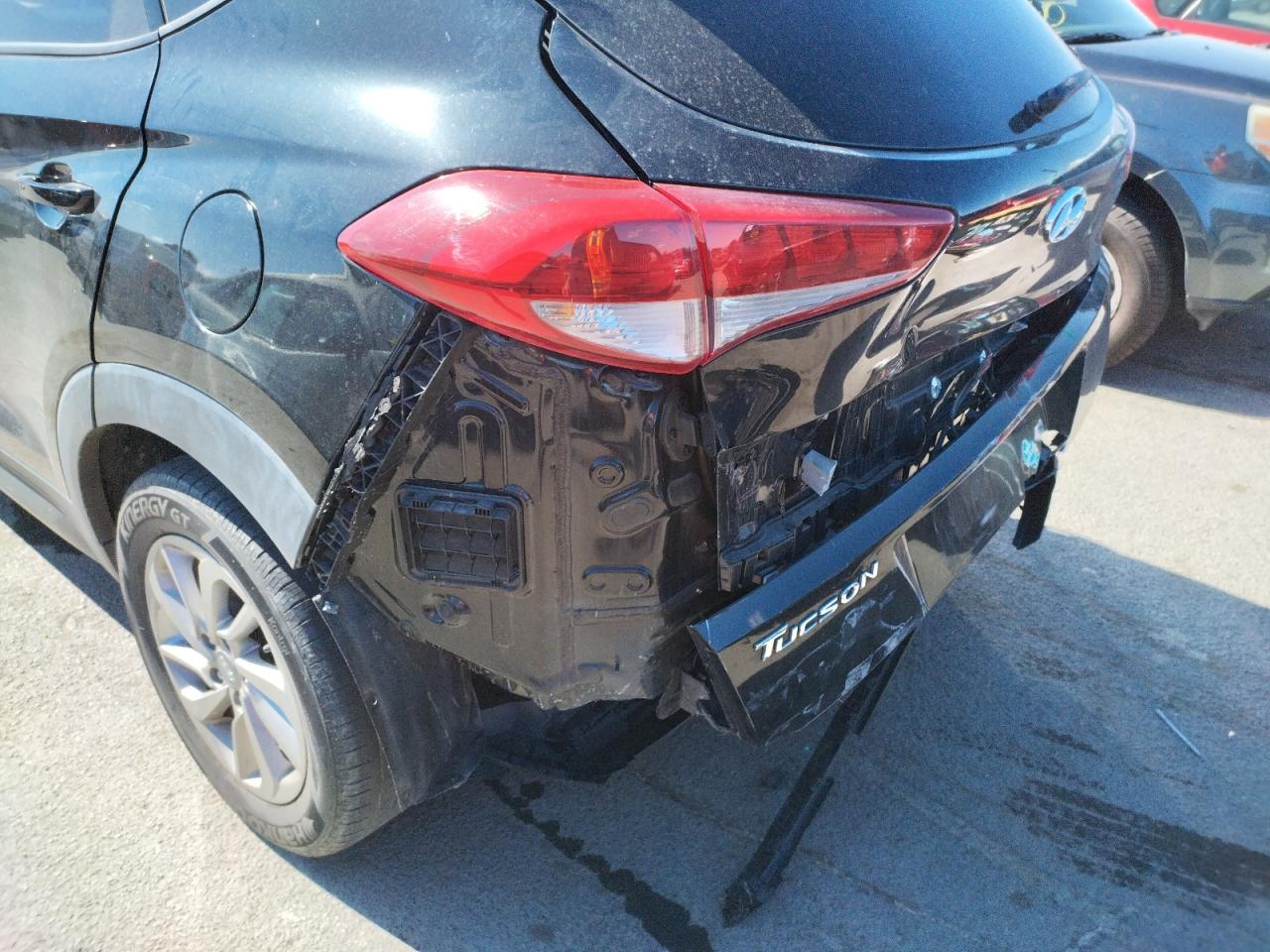 Photo 9 from auction – 2016 HYUNDAI TUCSON LIM with VIN KM8J33A46GU144794