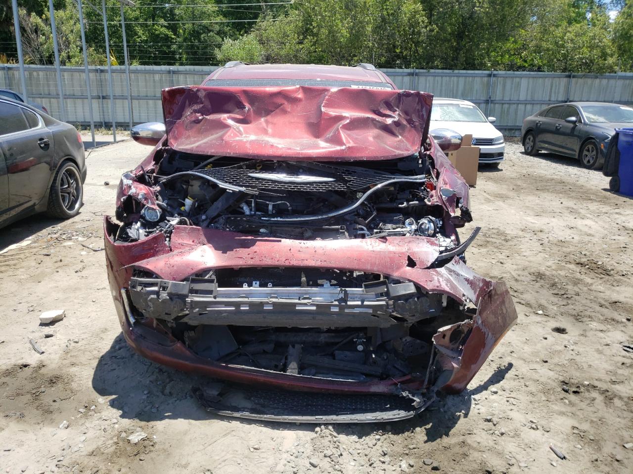 Photo 9 from auction – 2017 CHRYSLER PACIFICA L with VIN 2C4RC1GG9HR713441