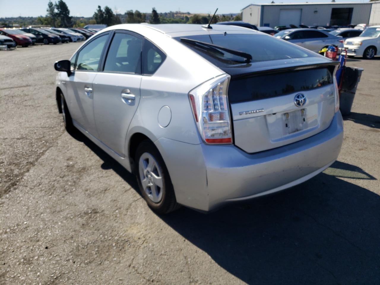 Photo 3 from auction – 2011 TOYOTA PRIUS with VIN JTDKN3DU5B1441130