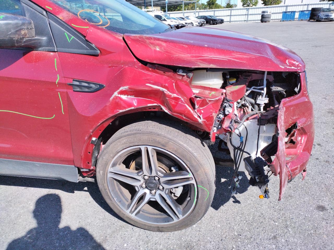 Photo 9 from auction – 2019 FORD ESCAPE SEL with VIN 1FMCU9HD0KUB79872