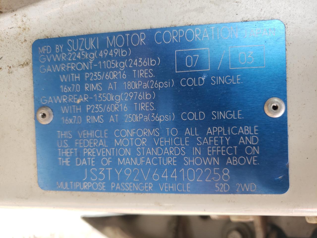 Photo 10 from auction – 2004 SUZUKI XL7 EX with VIN JS3TY92V644102258