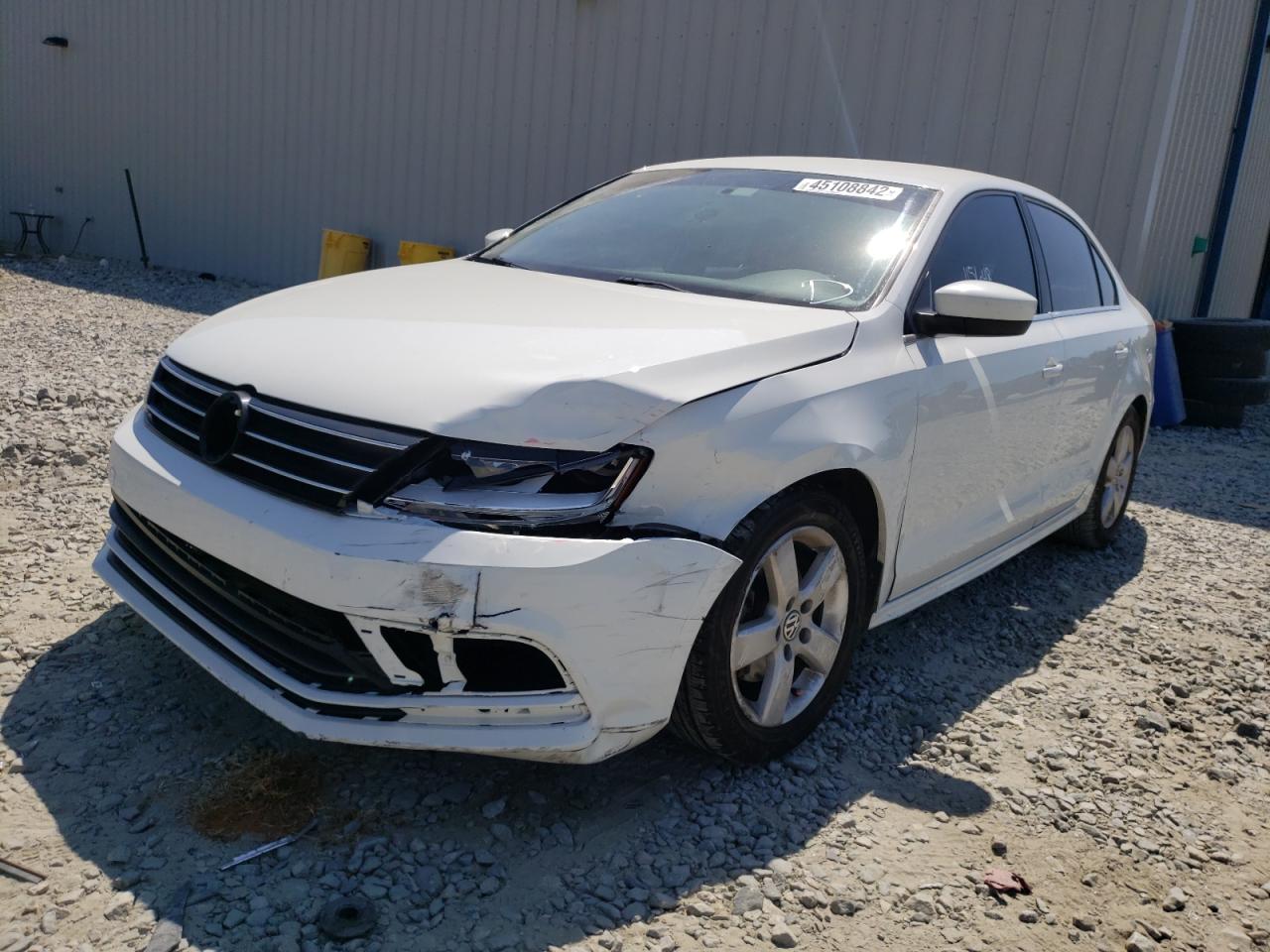 Photo 2 from auction – 2017 VOLKSWAGEN JETTA S with VIN 3VW2B7AJ7HM200415