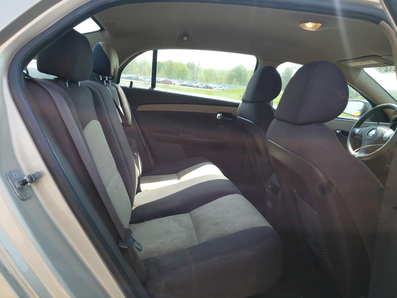 Photo 6 from auction – 2010 CHEVROLET MALIBU LS with VIN 1G1ZB5EB5AF235302