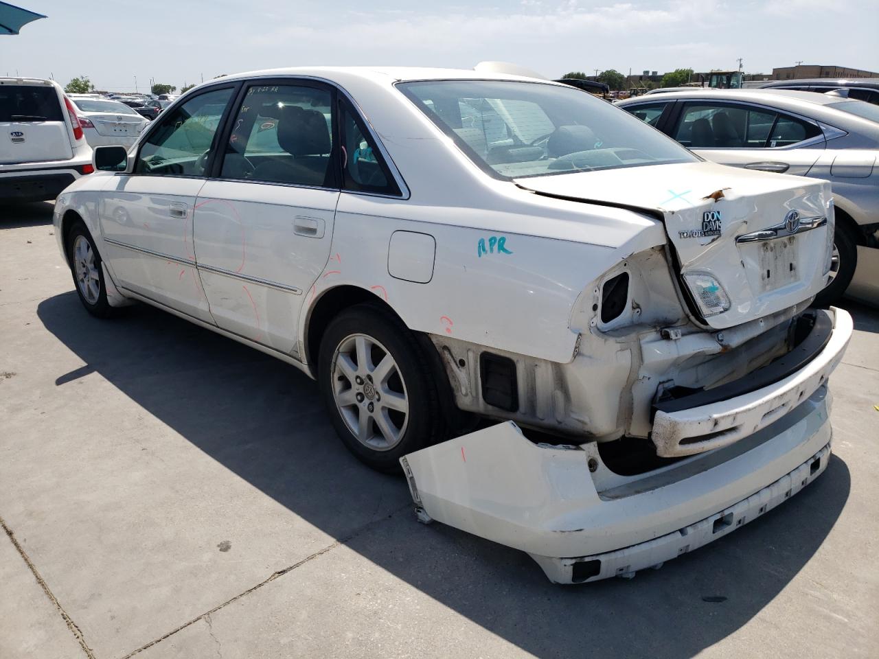 Photo 3 from auction – 2001 TOYOTA AVALON XL with VIN 4T1BF28B91U142104