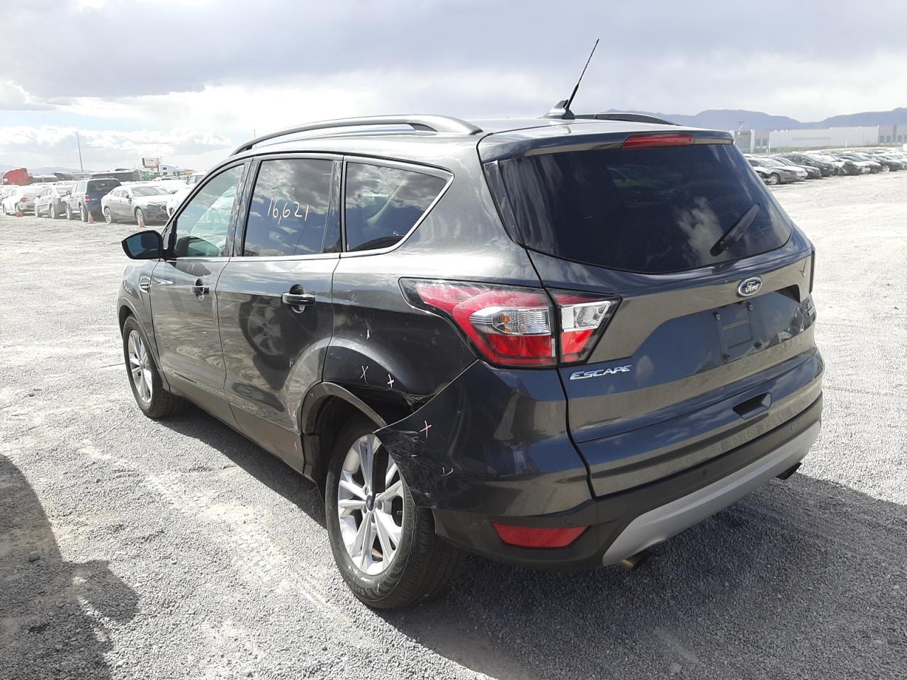 Фото 3 с аукциона – 2018 FORD ESCAPE SEL с VIN 1FMCU0HD2JUC32422