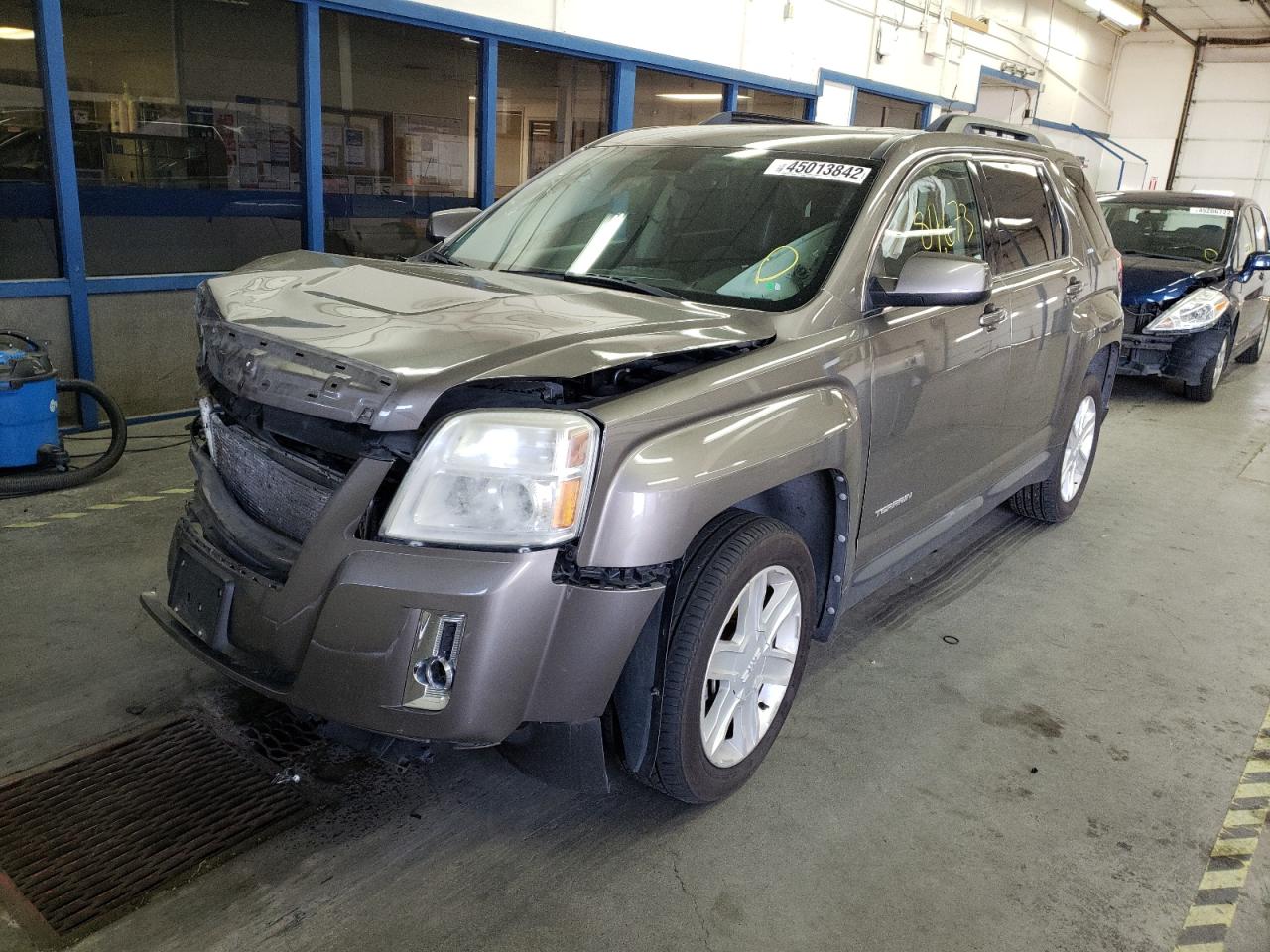 Photo 2 from auction – 2011 GMC TERRAIN SL with VIN 2CTFLVE54B6282466