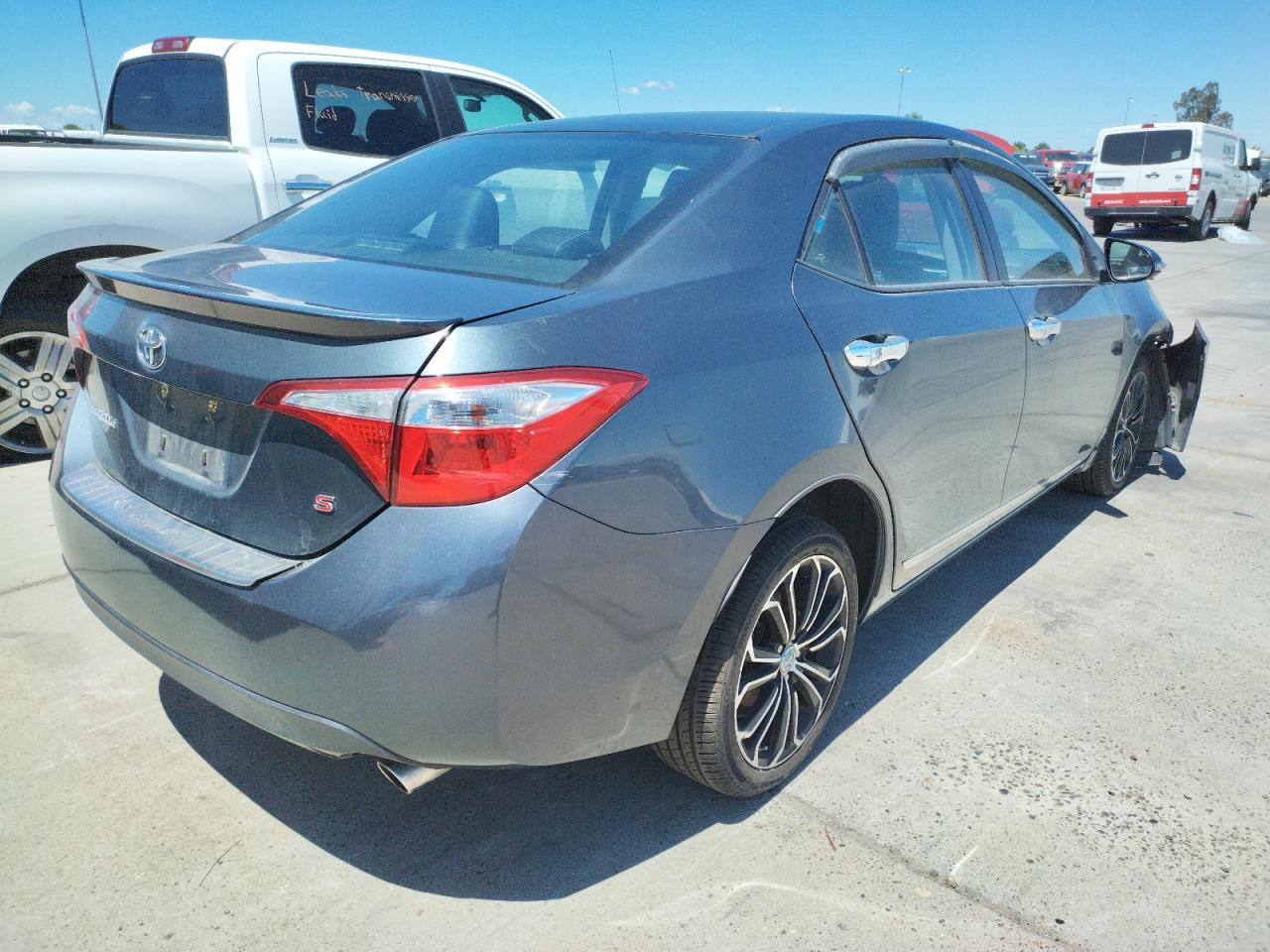 Photo 4 from auction – 2015 TOYOTA COROLLA L with VIN 2T1BURHE9FC393433