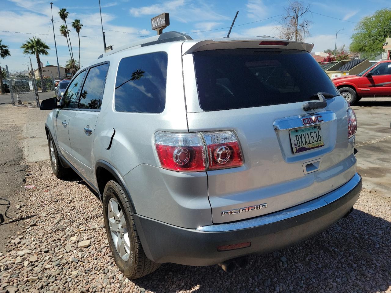 Photo 3 from auction – 2011 GMC ACADIA SLE with VIN 1GKKRNED6BJ185440