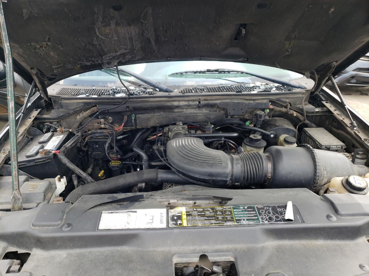 Photo 7 from auction – 2002 FORD F150 SUPER with VIN 1FTRW08L82KB42169