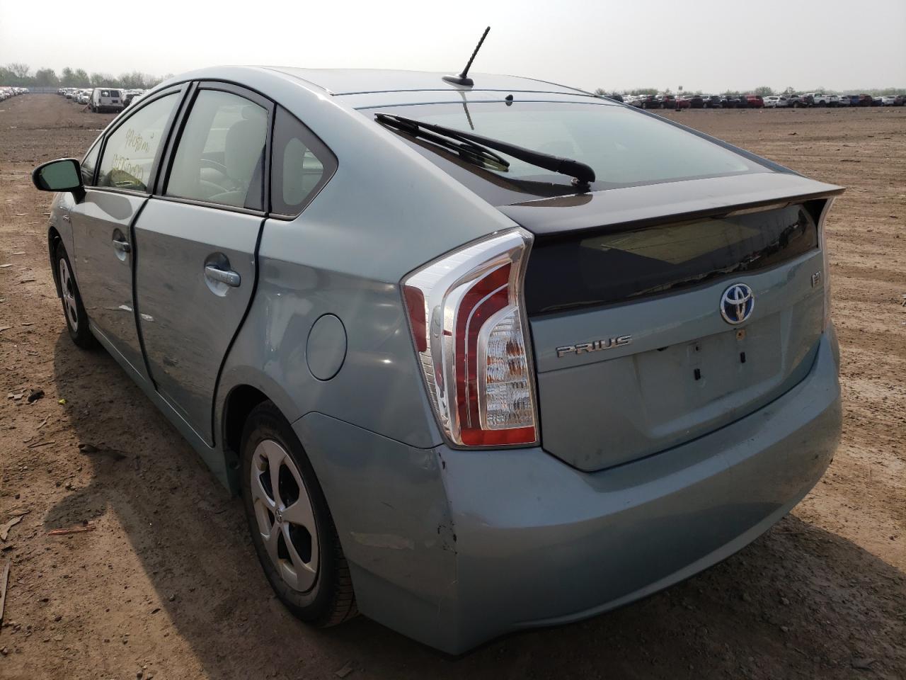 Photo 3 from auction – 2015 TOYOTA PRIUS with VIN JTDKN3DU7F1900292
