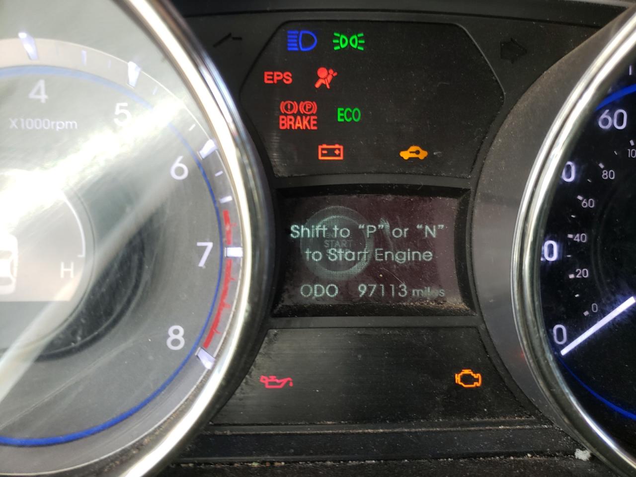 Photo 8 from auction – 2011 HYUNDAI SONATA SE with VIN 5NPEC4AB7BH302833
