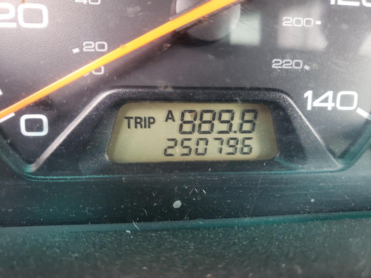 Photo 8 from auction – 2004 HONDA ODYSSEY EX with VIN 5FNRL18044B068432