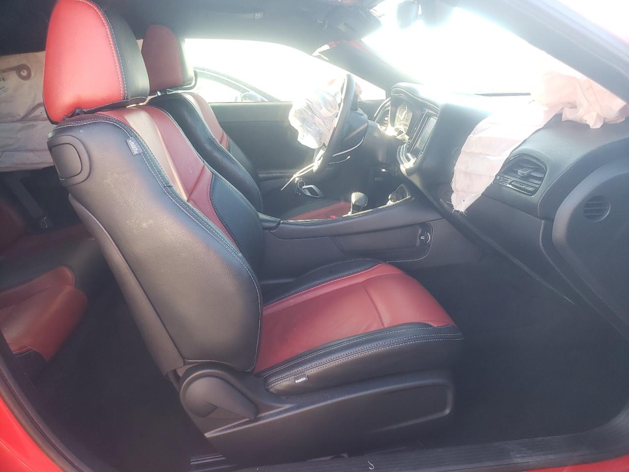 Photo 5 from auction – 2016 DODGE CHALLENGER with VIN 2C3CDZBT6GH332161