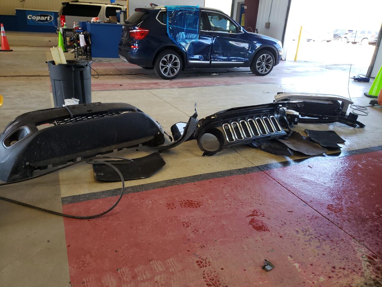 Photo 9 from auction – 2017 JEEP RENEGADE L with VIN ZACCJBBB3HPE98415