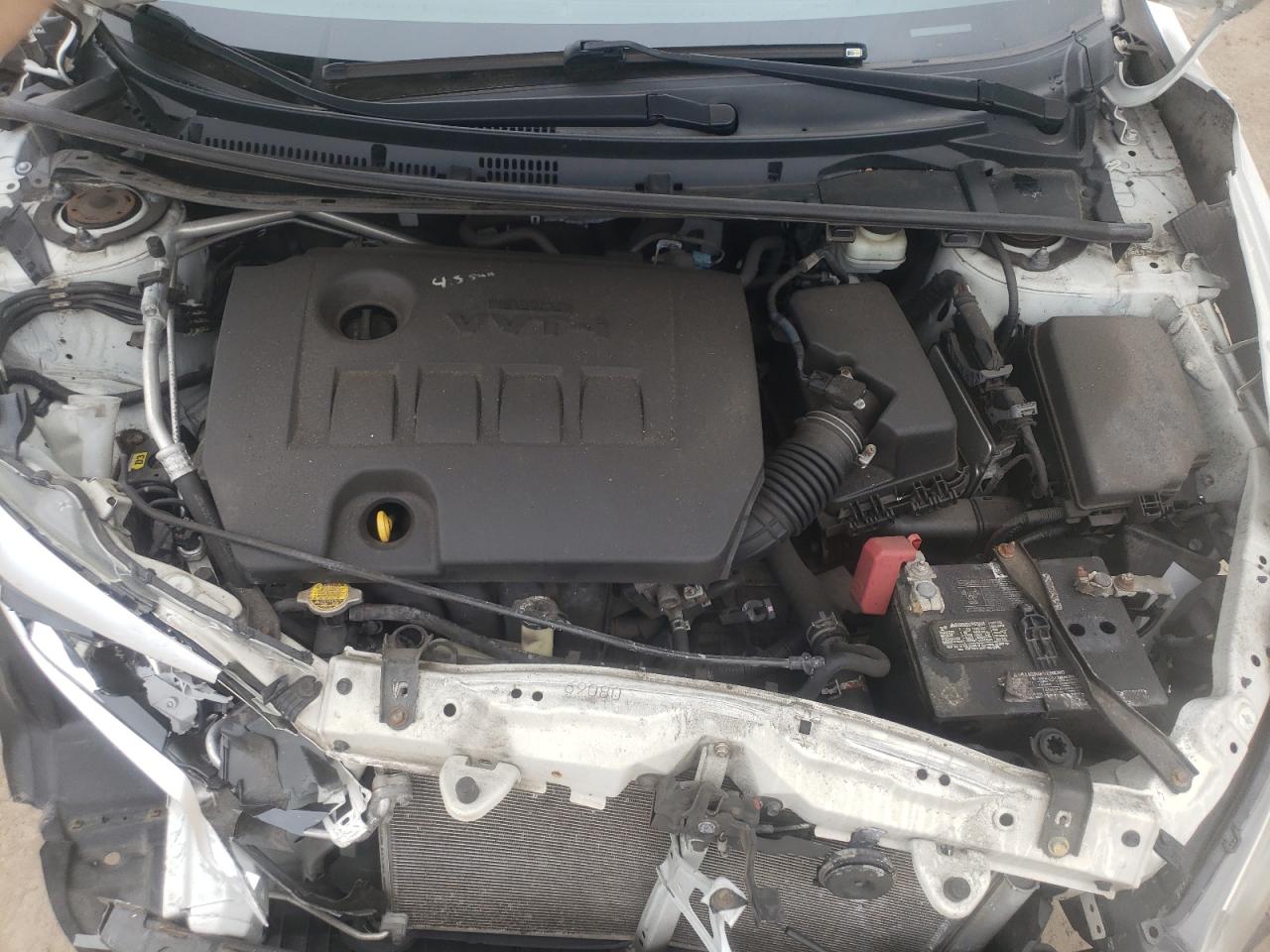 Photo 17 from auction – 2015 TOYOTA COROLLA with VIN 2T1BURHE2FC238433