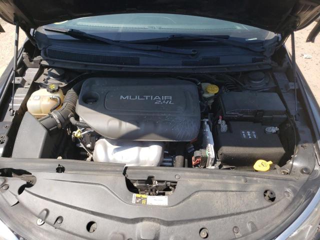 Photo 7 from auction – 2015 CHRYSLER 200 LIMITE with VIN 1C3CCCAB8FN657392