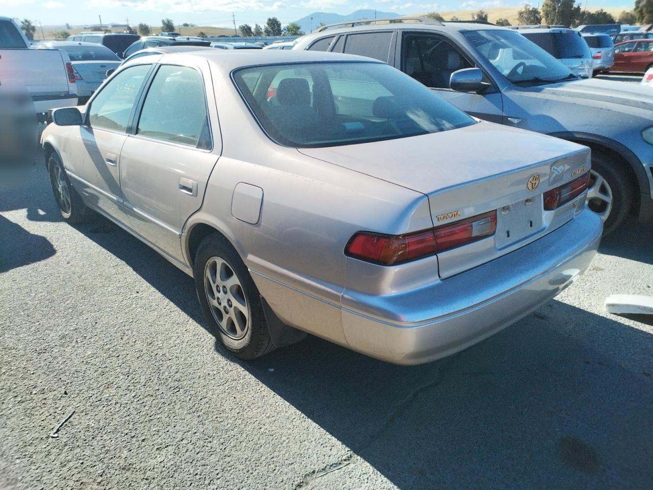 Photo 19 from auction – 1997 TOYOTA CAMRY LE with VIN JT2BF22K6V0014020