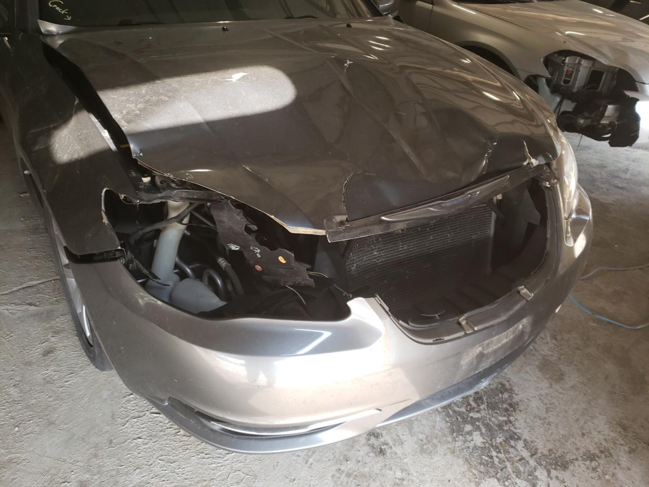 Photo 9 from auction – 2012 CHRYSLER 200 TOURIN with VIN 1C3CCBBB6CN135834