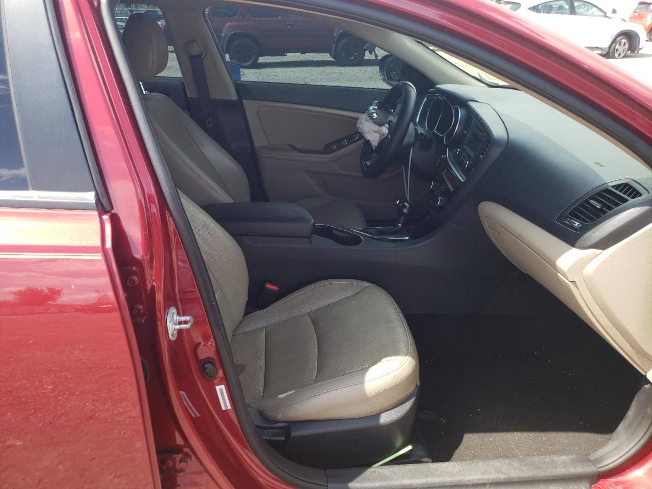 Photo 5 from auction – 2015 KIA OPTIMA EX with VIN 5XXGN4A77FG437570