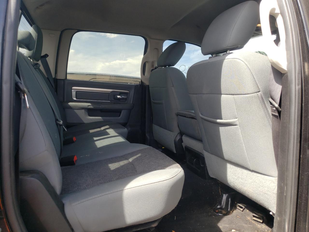 Photo 6 from auction – 2016 RAM 2500 SLT with VIN 3C6UR5DL5GG160770
