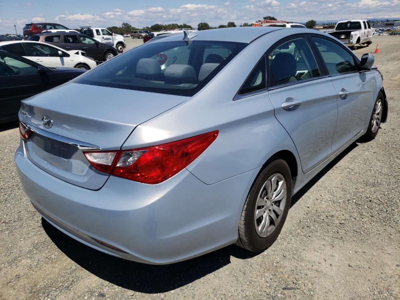 Photo 4 from auction – 2011 HYUNDAI SONATA GLS with VIN 5NPEB4AC1BH049133
