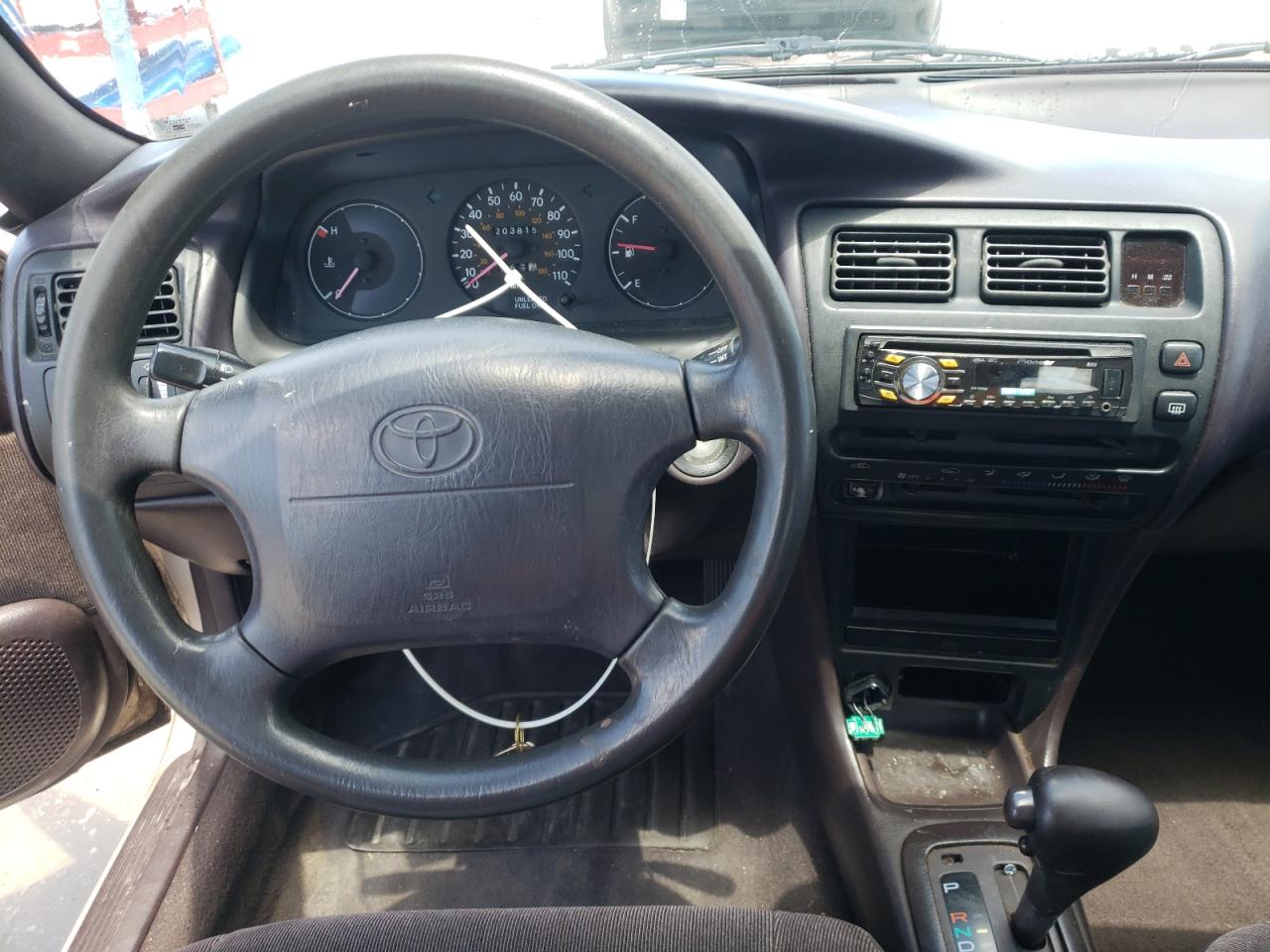 Photo 9 from auction – 1994 TOYOTA COROLLA LE with VIN 1NXAE09BXRZ127947