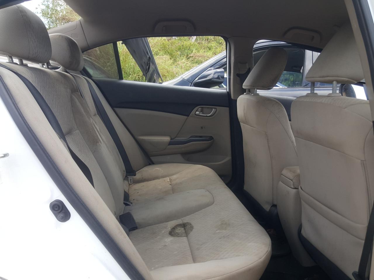 Photo 6 from auction – 2015 HONDA CIVIC SE with VIN 19XFB2F74FE255450