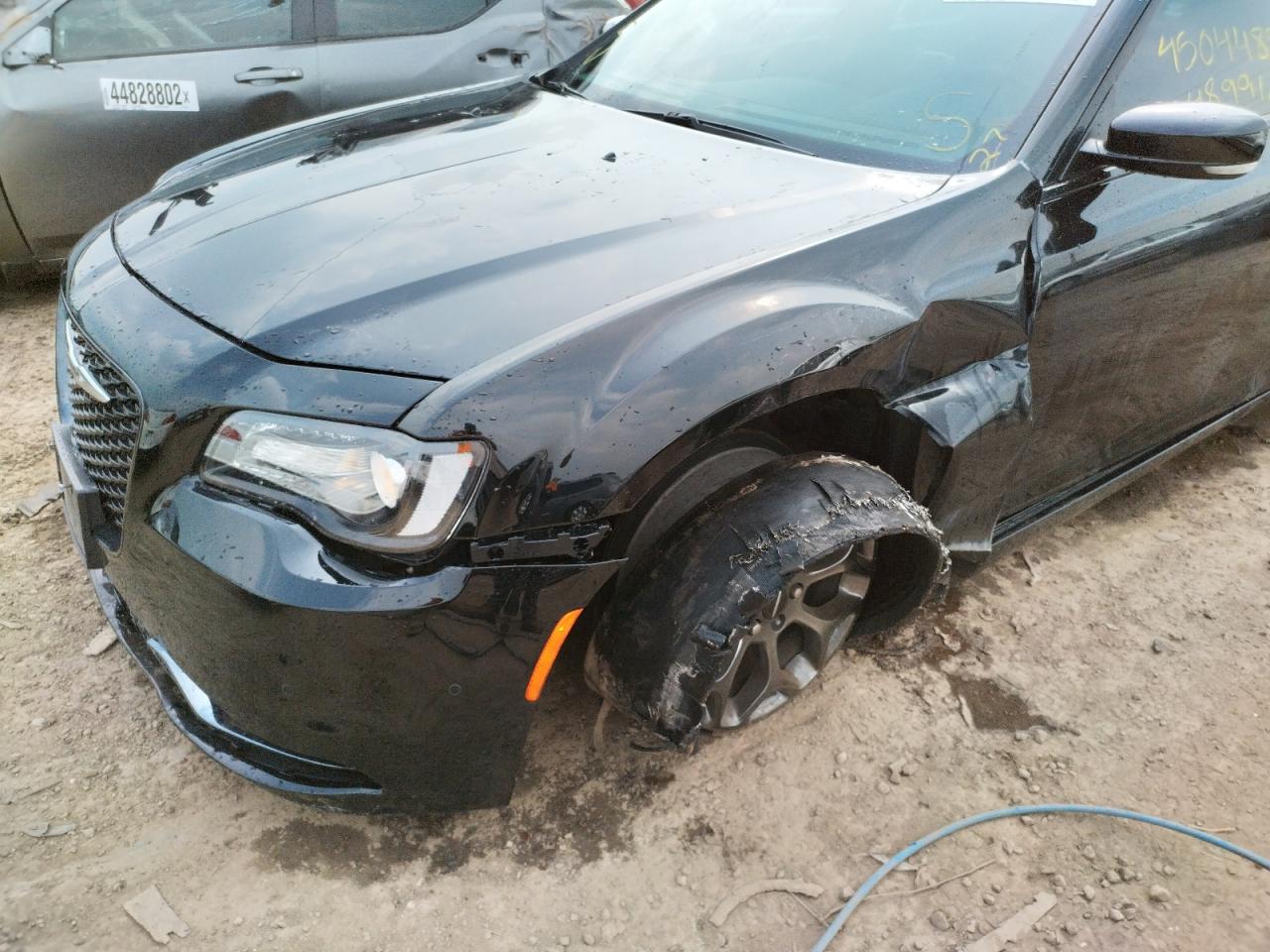 Photo 9 from auction – 2016 CHRYSLER 300 S with VIN 2C3CCAGG2GH148058
