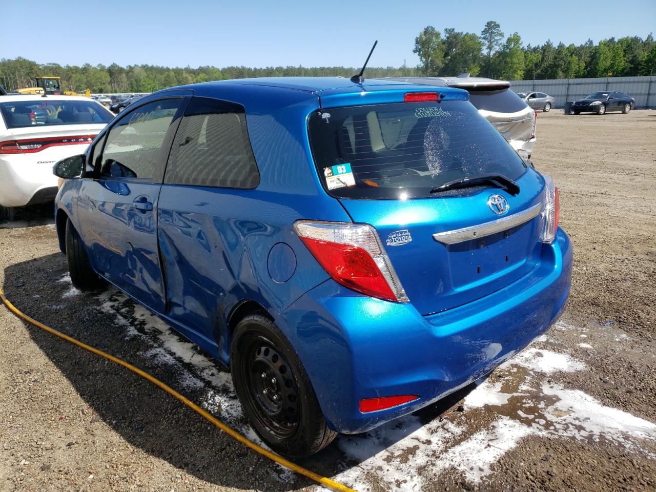 Photo 3 from auction – 2012 TOYOTA YARIS with VIN JTDJTUD31CD542065