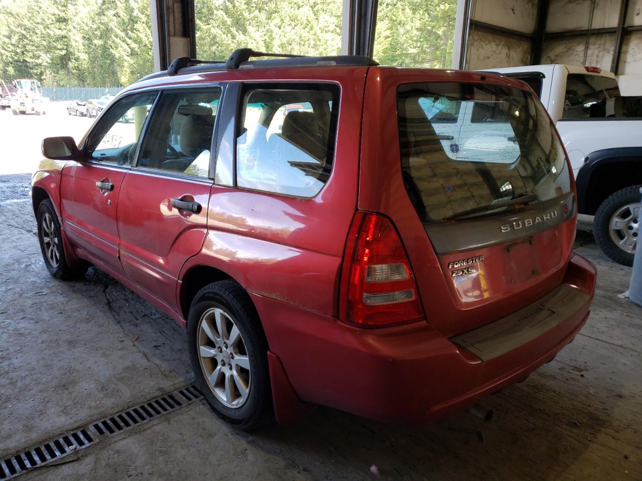 Photo 3 from auction – 2005 SUBARU FORESTER 2 with VIN JF1SG65655H725595