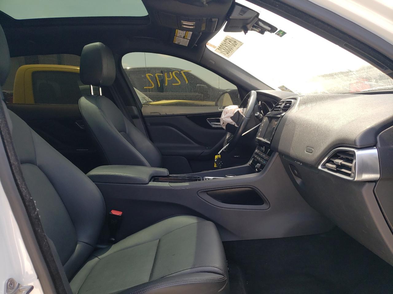 Photo 5 from auction – 2018 JAGUAR F-PACE PRE with VIN SADCJ2FX3JA280958