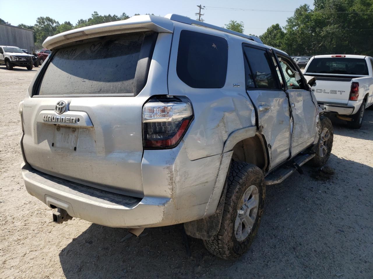 Photo 4 from auction – 2014 TOYOTA 4RUNNER SR with VIN JTEBU5JR5E5152644