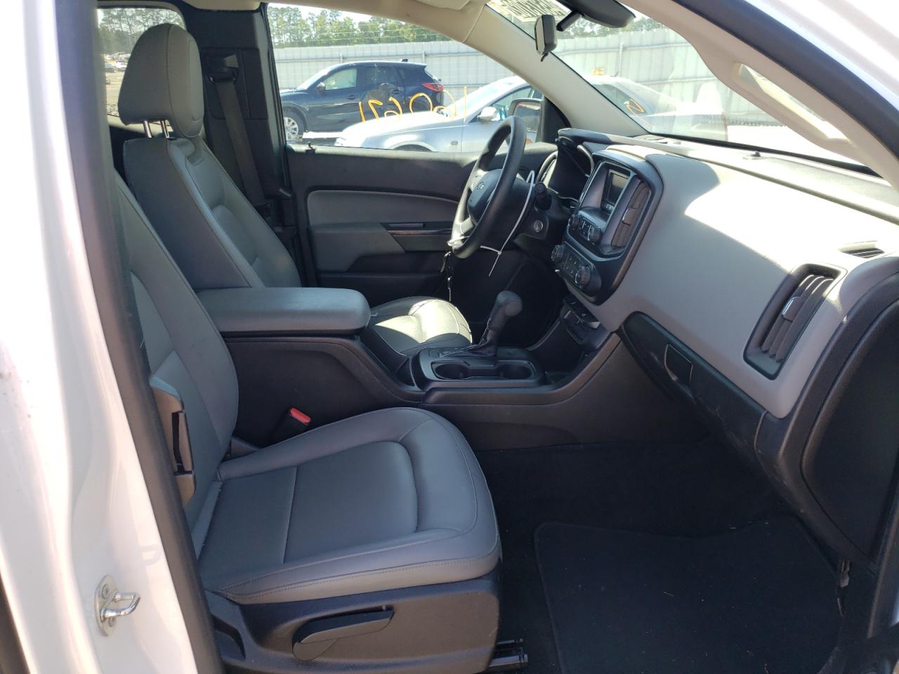 Photo 5 from auction – 2017 CHEVROLET COLORADO with VIN 1GCHSBEA3H1185418
