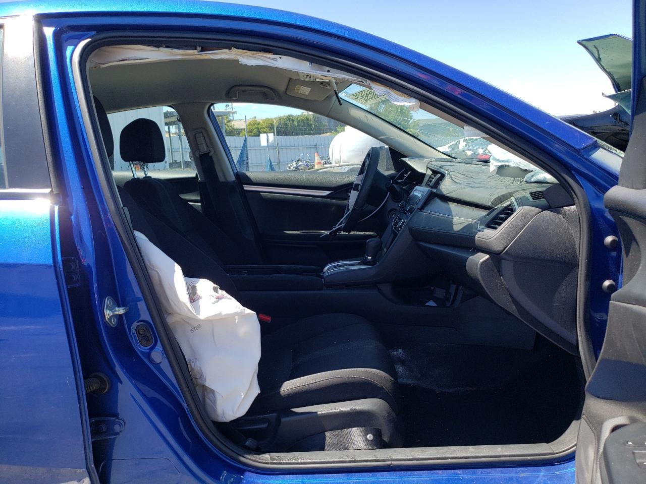 Photo 5 from auction – 2016 HONDA CIVIC LX with VIN 19XFC2F55GE220400