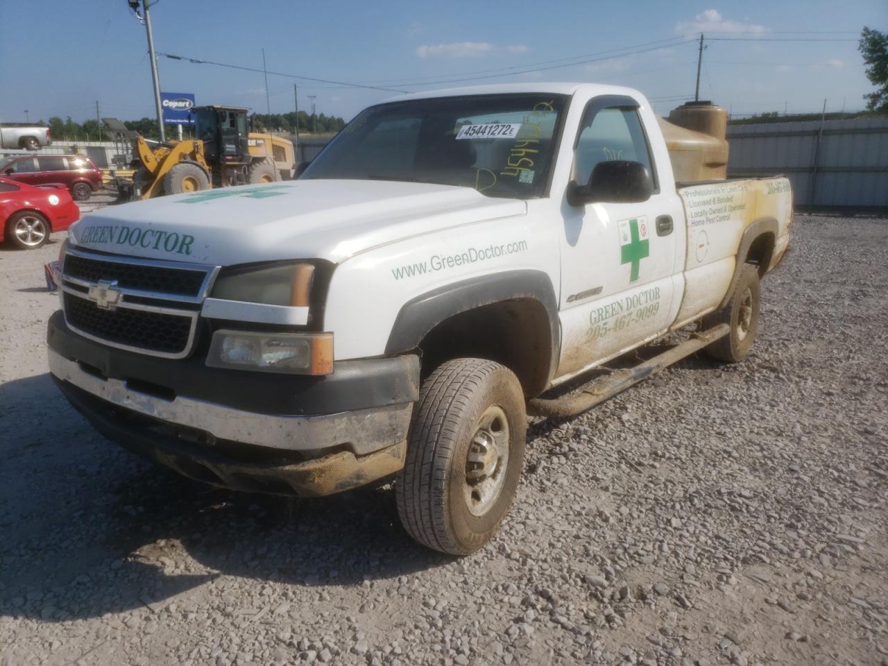 Photo 2 from auction – 2006 CHEVROLET SILVERADO with VIN 1GBHC24D96E188617