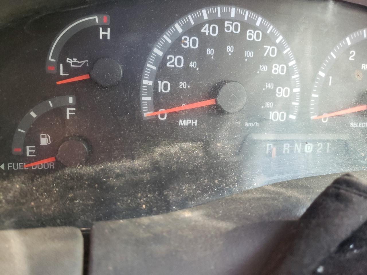 Photo 8 from auction – 2000 FORD F150 with VIN 2FTRX07WXYCA72146