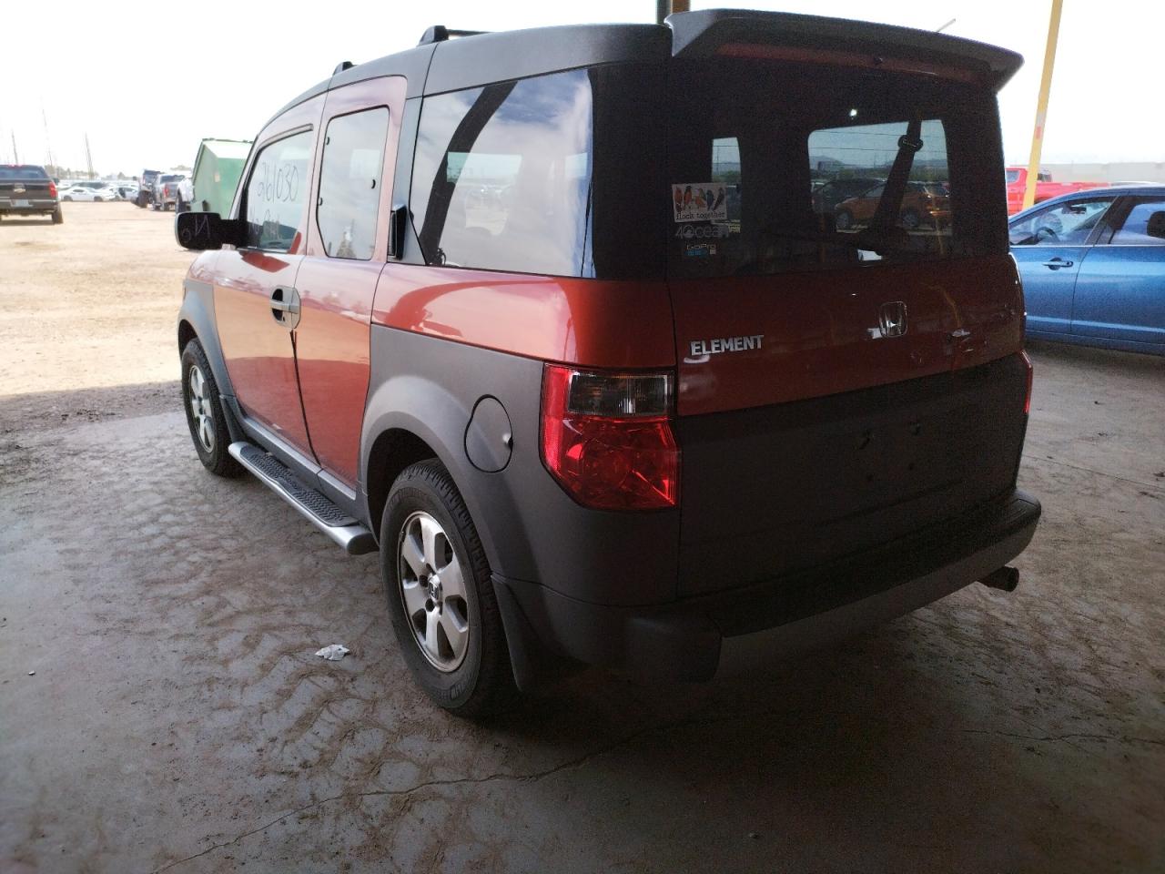 Photo 3 from auction – 2003 HONDA ELEMENT EX with VIN 5J6YH28513L010802