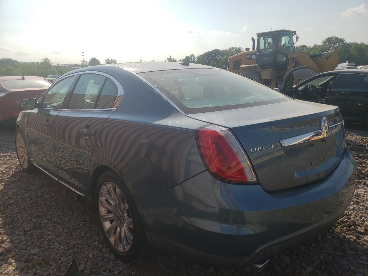 Photo 3 from auction – 2010 LINCOLN MKS with VIN 1LNHL9DRXAG611259