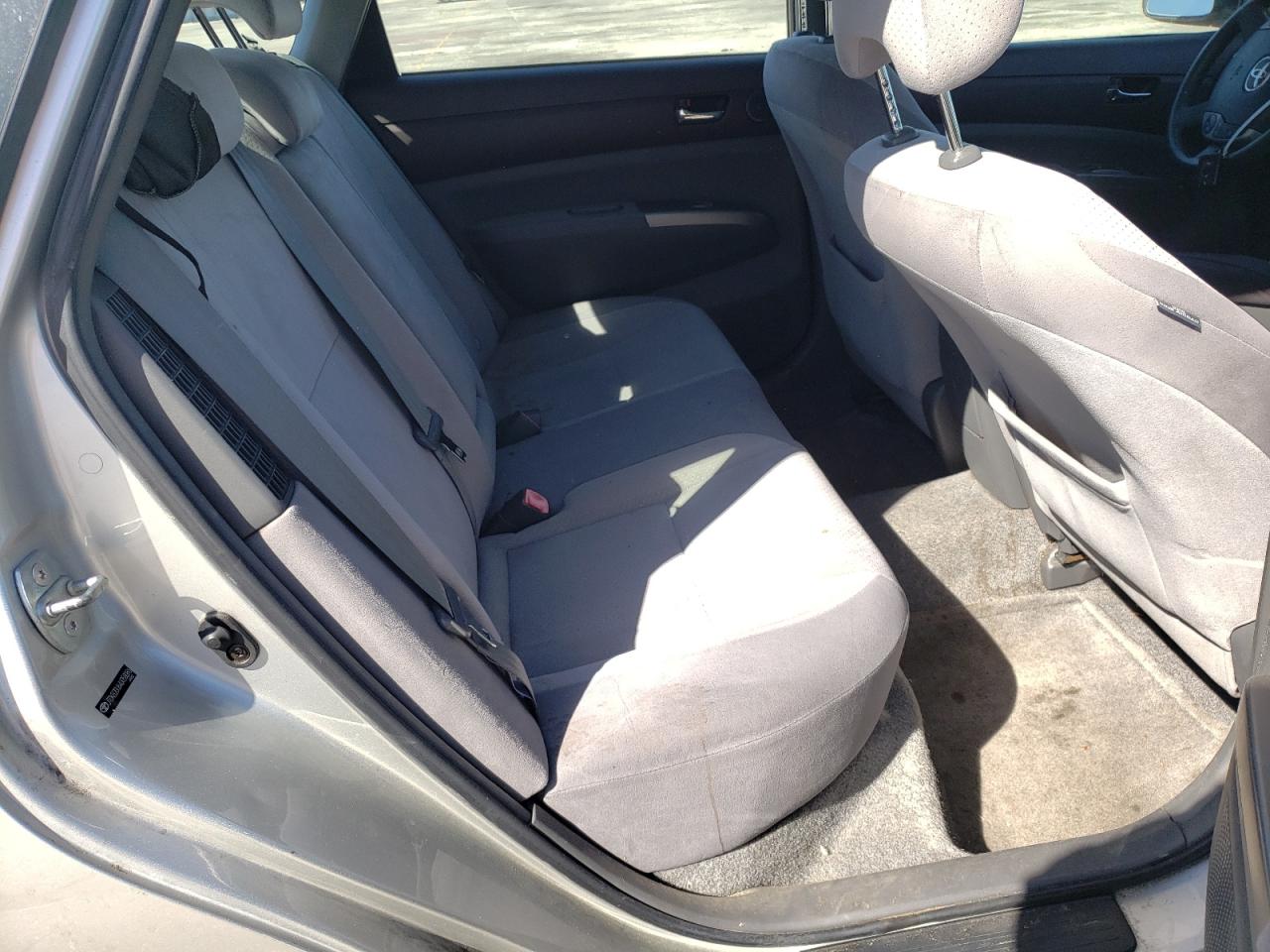 Photo 6 from auction – 2004 TOYOTA PRIUS with VIN JTDKB20U640058086