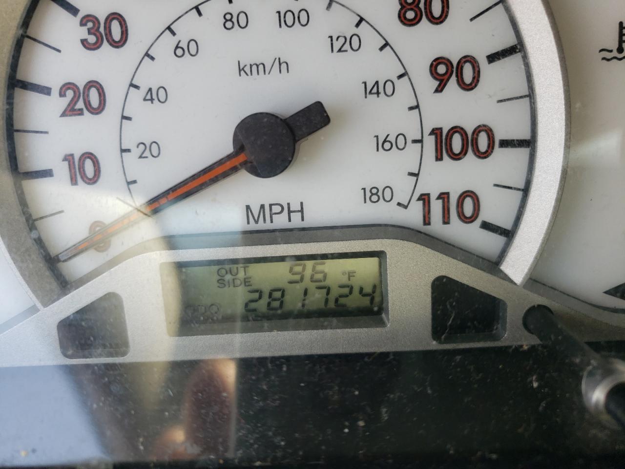 Photo 8 from auction – 2006 TOYOTA COROLLA CE with VIN JTDBR32EX60080103