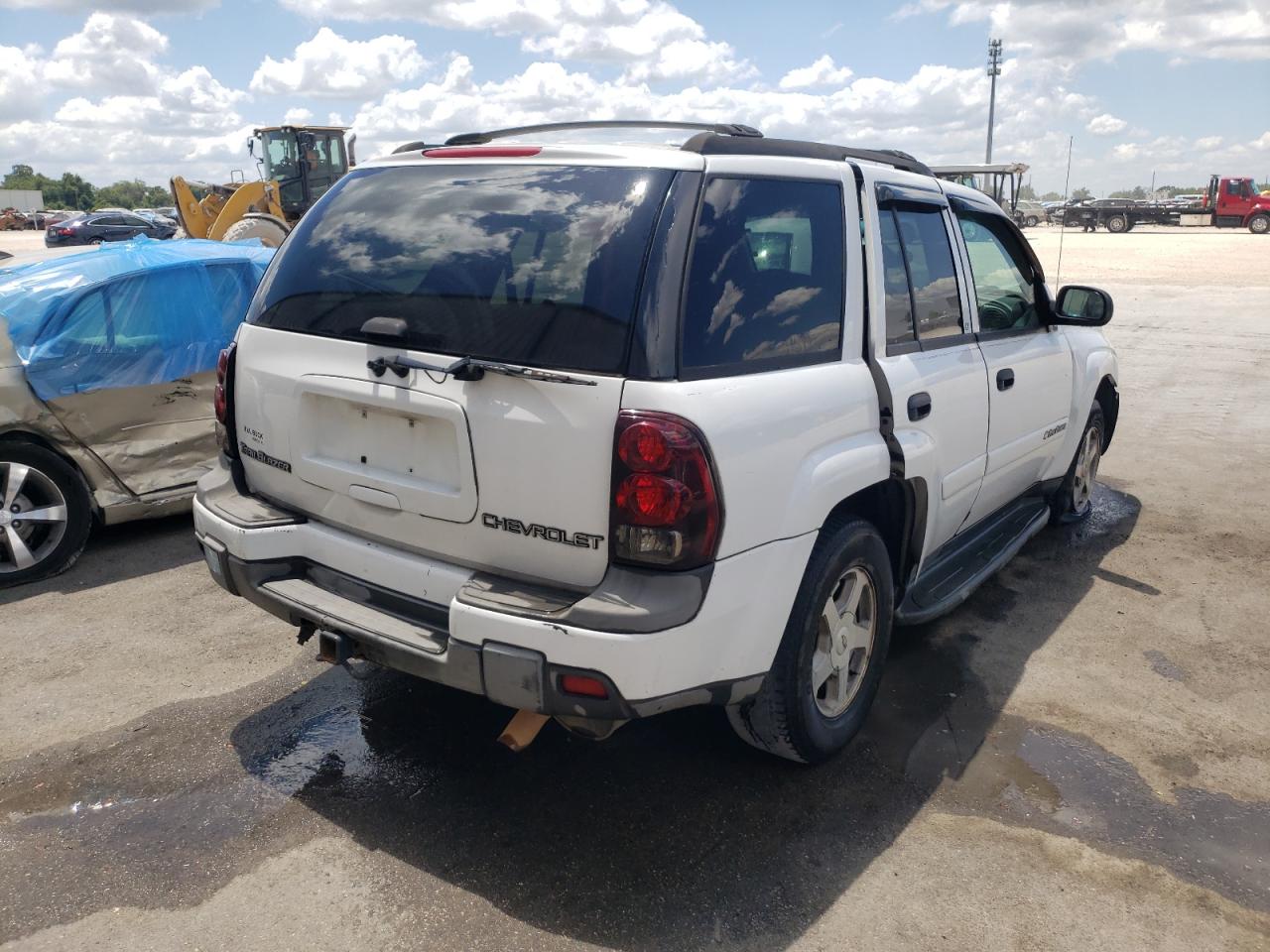 Photo 4 from auction – 2003 CHEVROLET TRAILBLAZE with VIN 1GNDS13S932108518