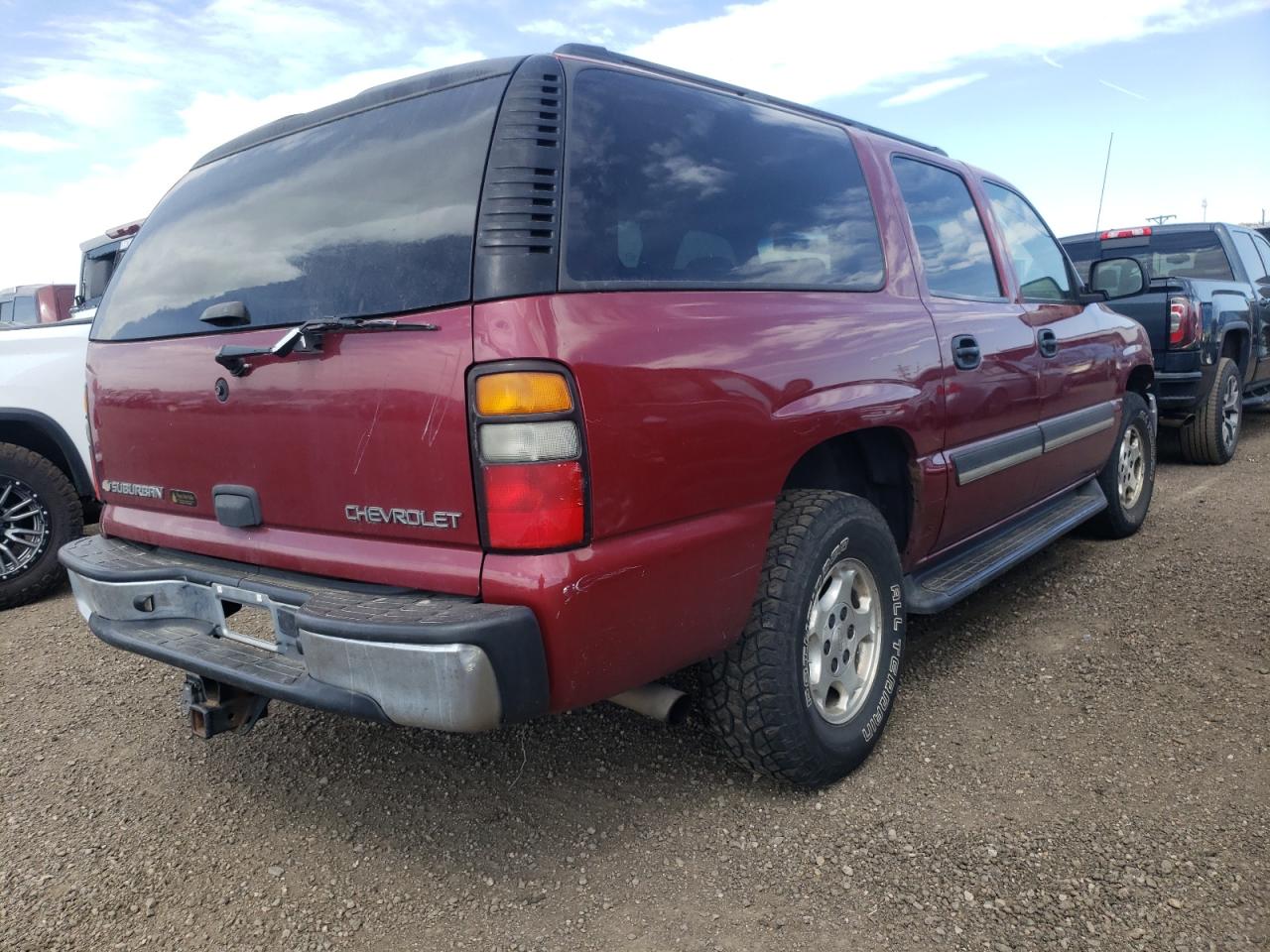 Photo 4 from auction – 2005 CHEVROLET SUBURBAN K with VIN 1GNFK16Z25J246749