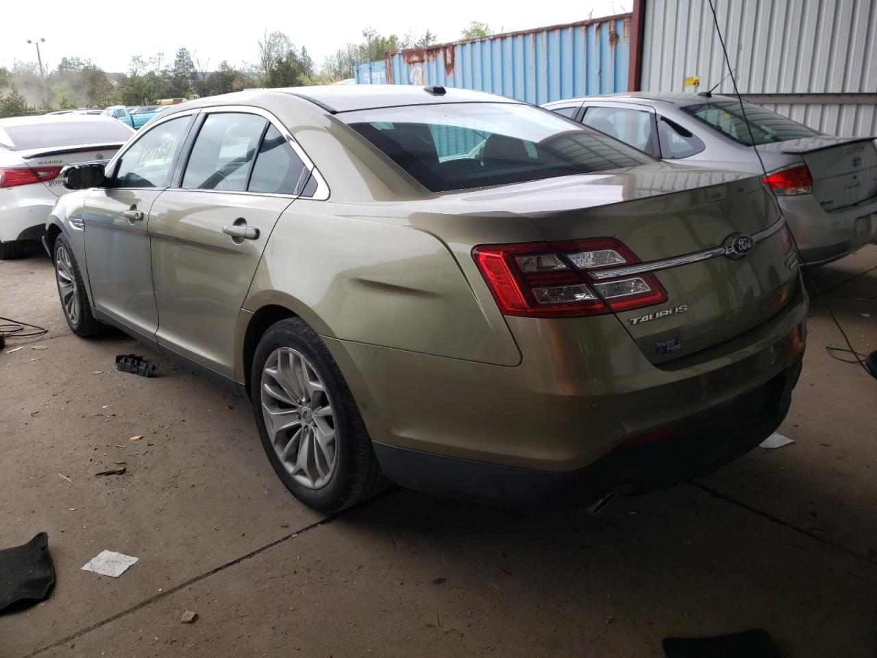 Photo 3 from auction – 2013 FORD TAURUS LIM with VIN 1FAHP2F84DG208621